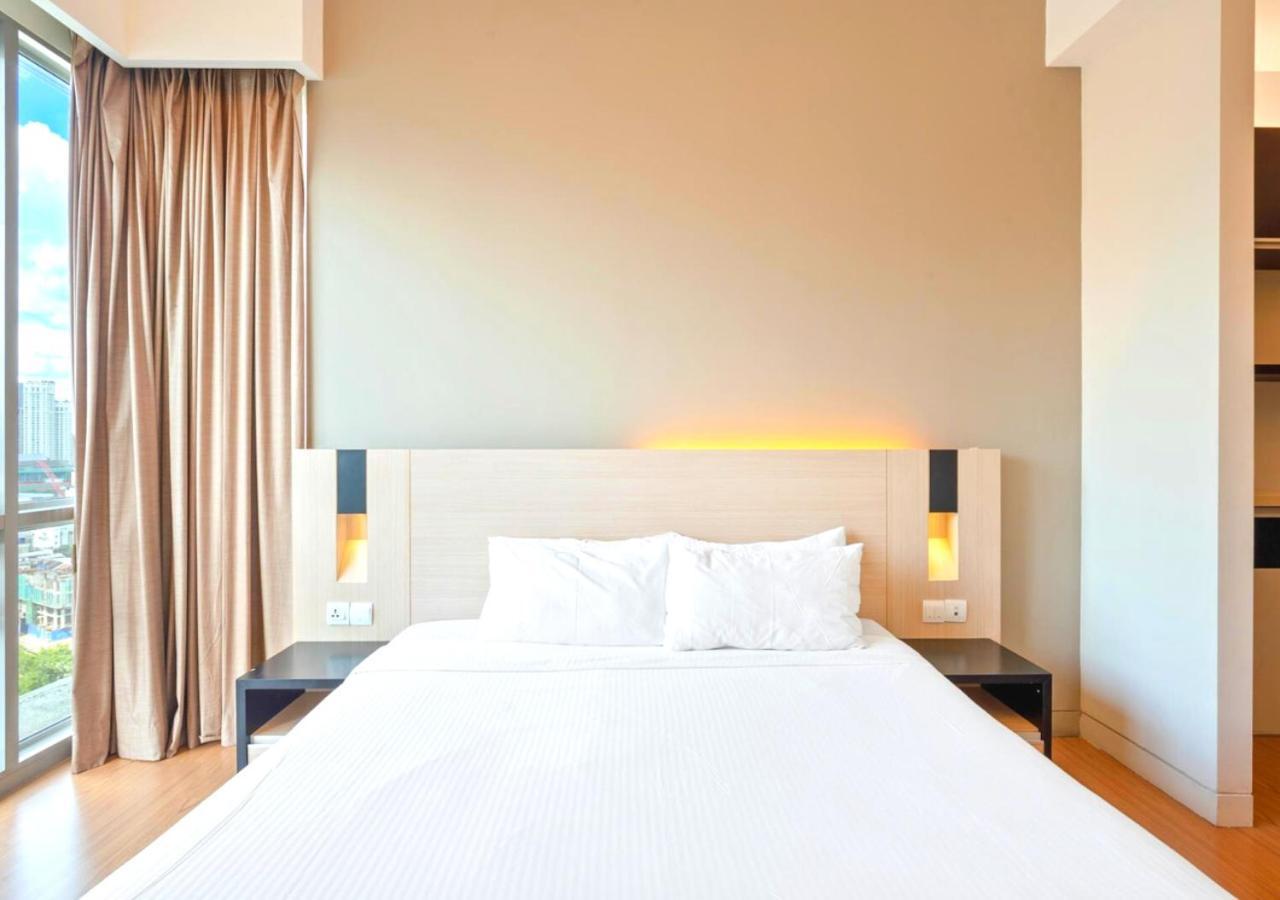 Greystone Swiss Garden Apartemen *